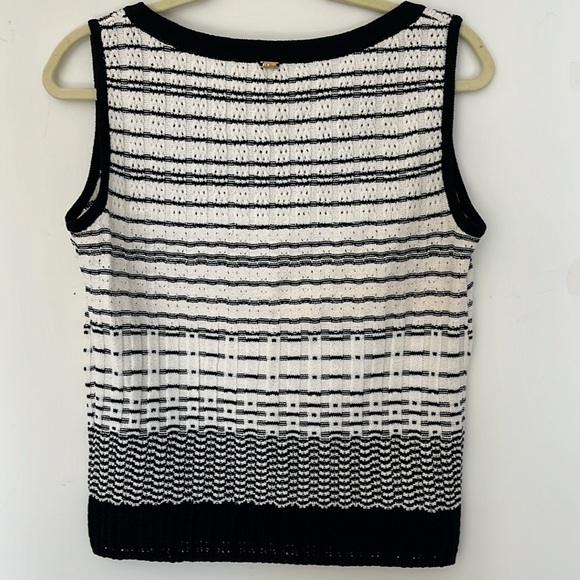 St. John Cardigan and Shell - Picture 3 of 14